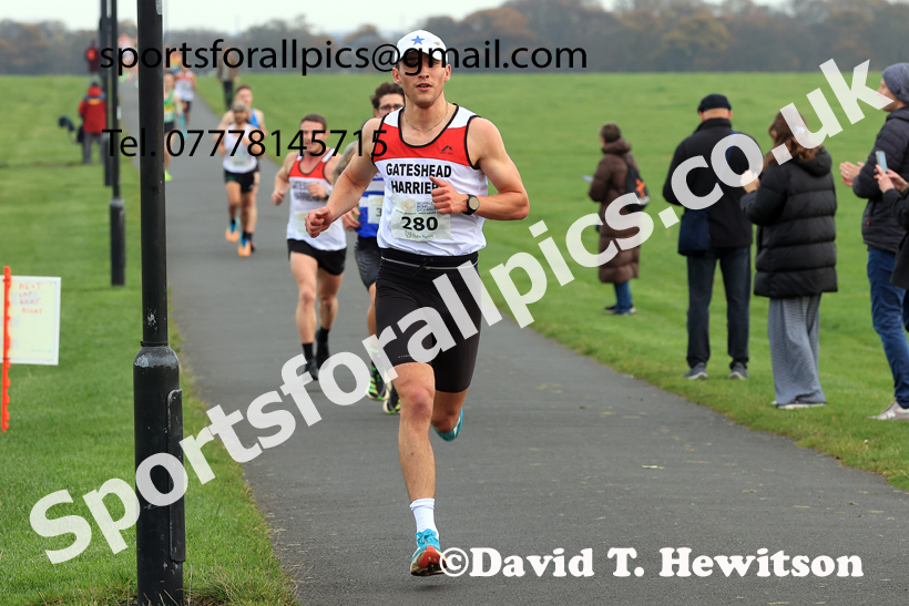 Mens and Womens 2025 Heaton Memorial 10k Road Race, Newcastle Town Moor, Sunday, November 9th. Photo: David T. Hewitson/Sports for All Pics